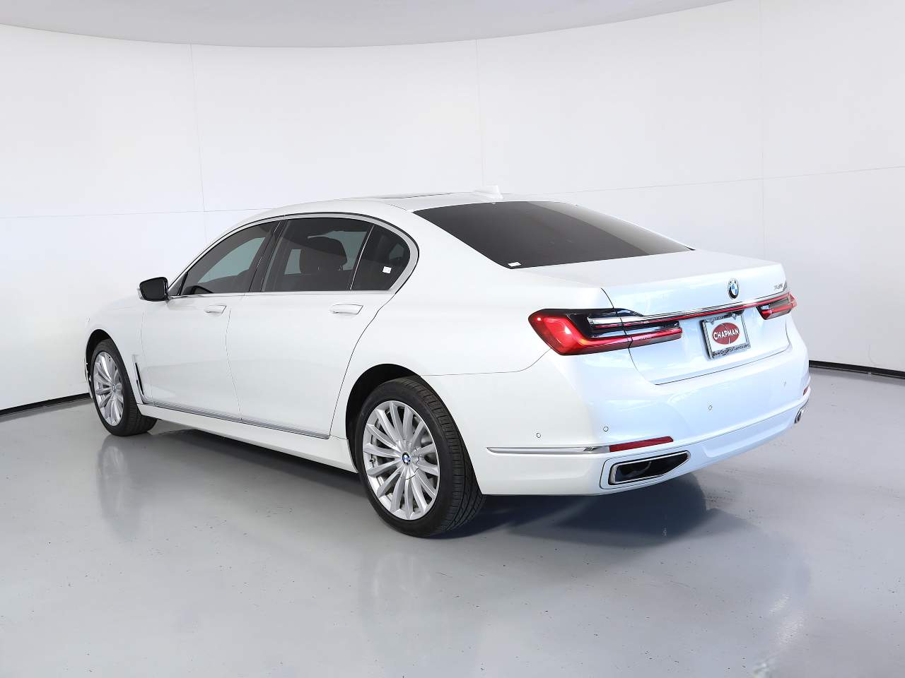 2022 BMW 7-Series 740i