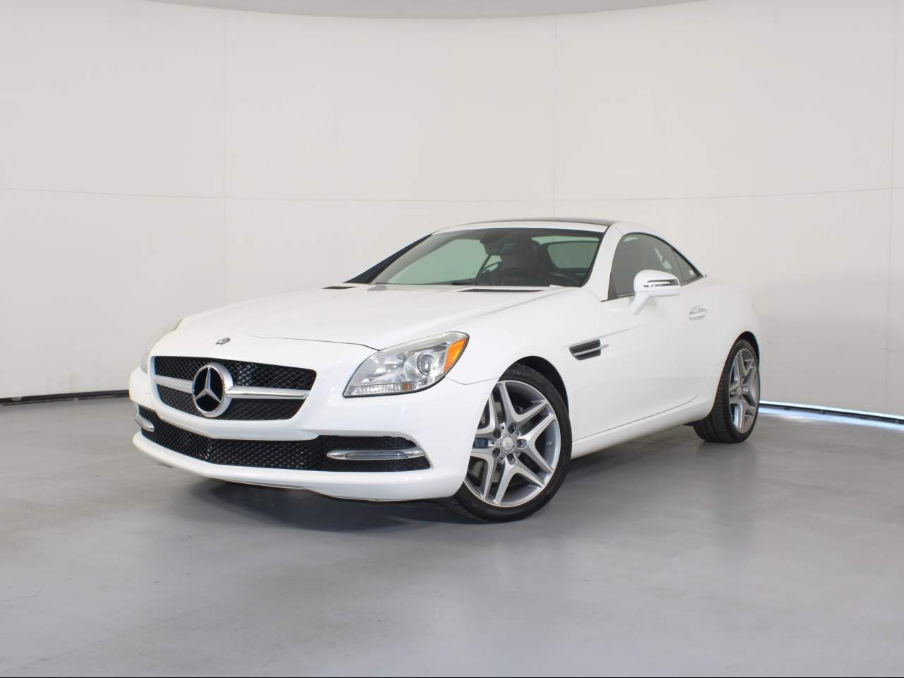 2016 Mercedes-Benz SLK 300