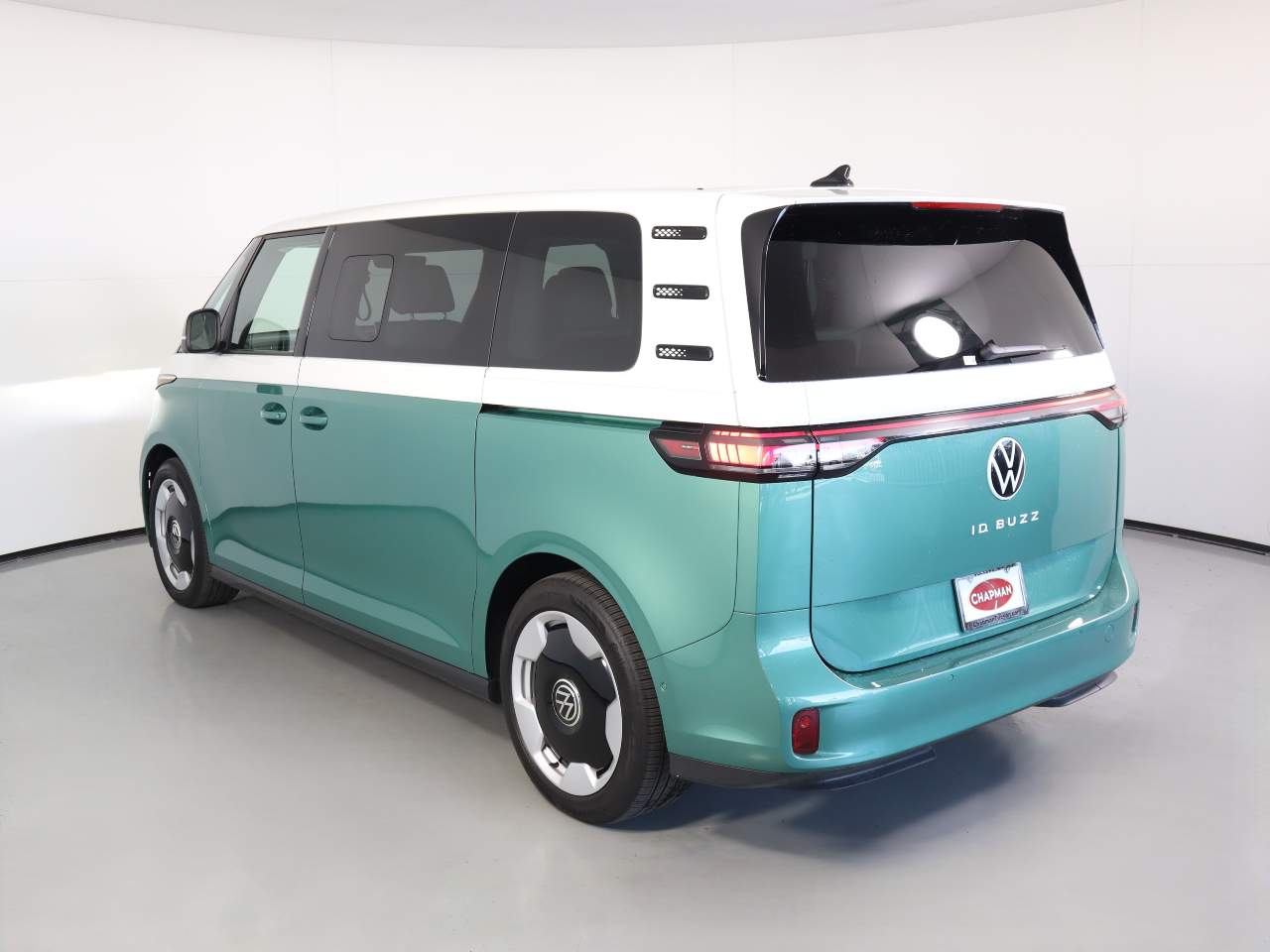 2025 Volkswagen ID. Buzz Pro S Plus 4dr Mini-Van