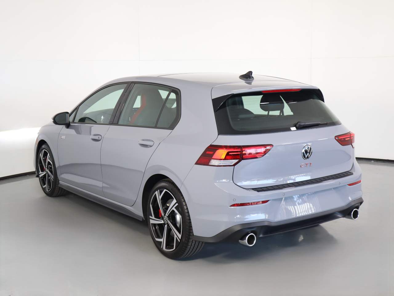2025 Volkswagen Golf GTI SE