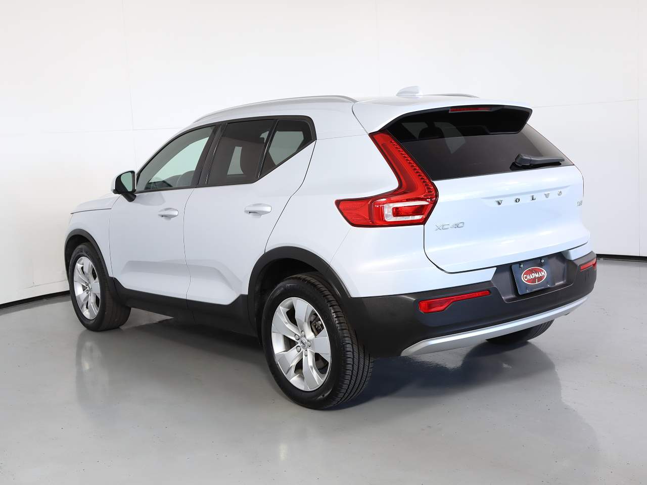 2020 Volvo XC40 T5 Momentum