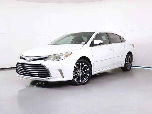 2017 Toyota Avalon XLE