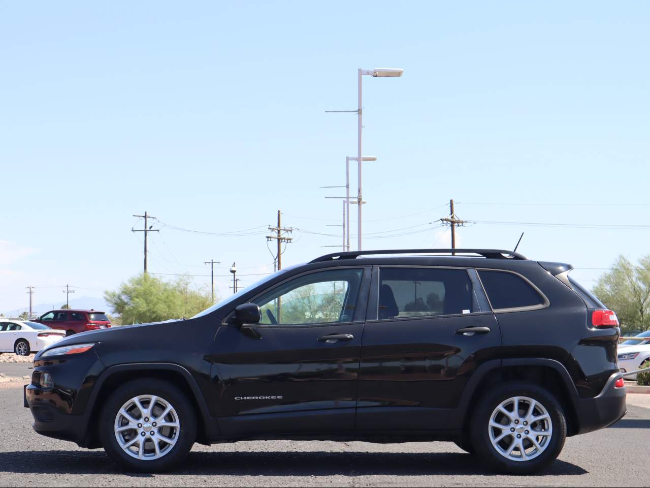 2017 Jeep Cherokee Sport