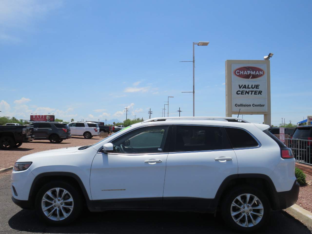 Used 2019 Jeep Cherokee Latitude with VIN 1C4PJLCB2KD206202 for sale in Tucson, AZ