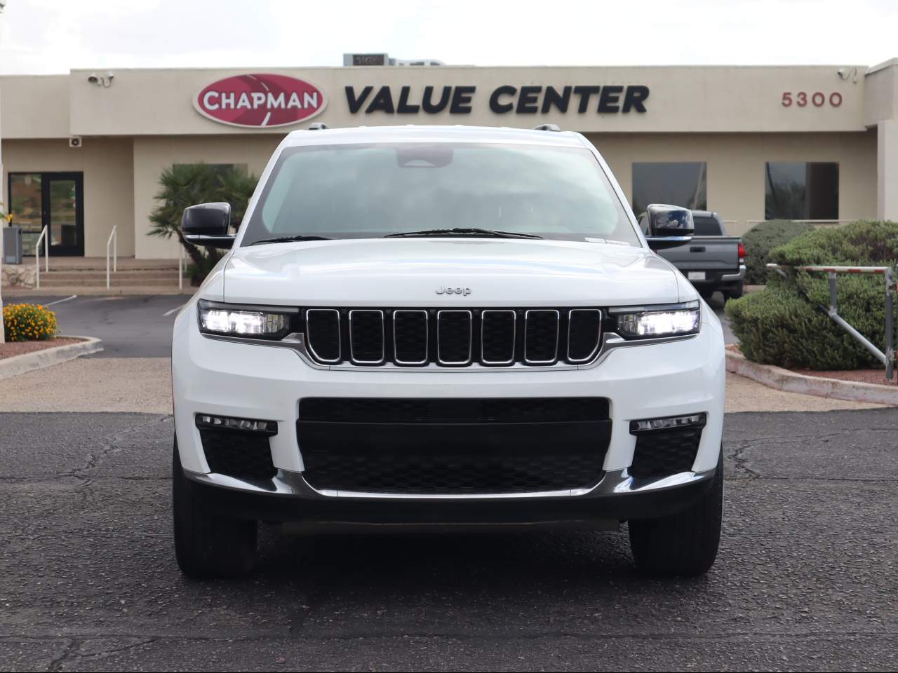 2022 Jeep Grand Cherokee L Limited - Photo 3