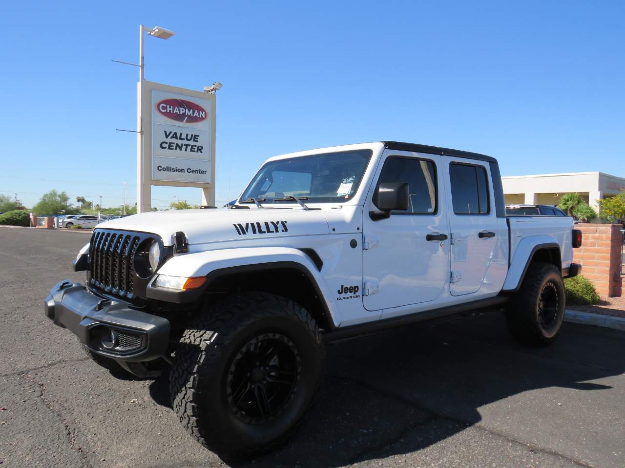 2022 Jeep Gladiator Willys Sport Crew Cab