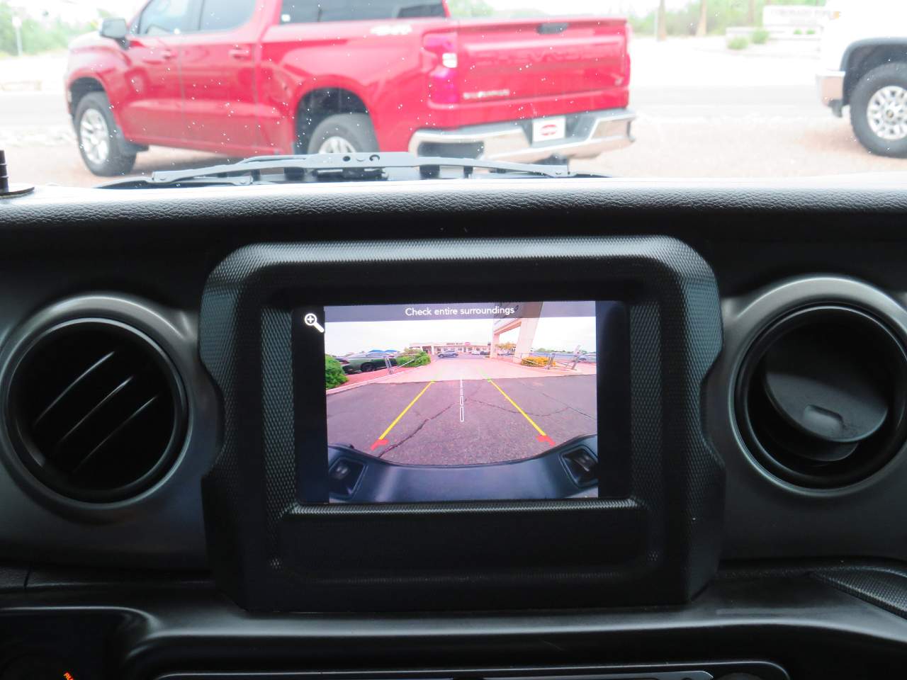 2022 Jeep Gladiator Willys Crew Cab