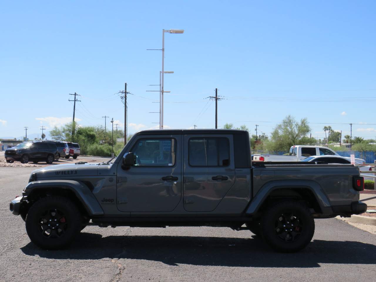 2022 Jeep Gladiator Willys Crew Cab