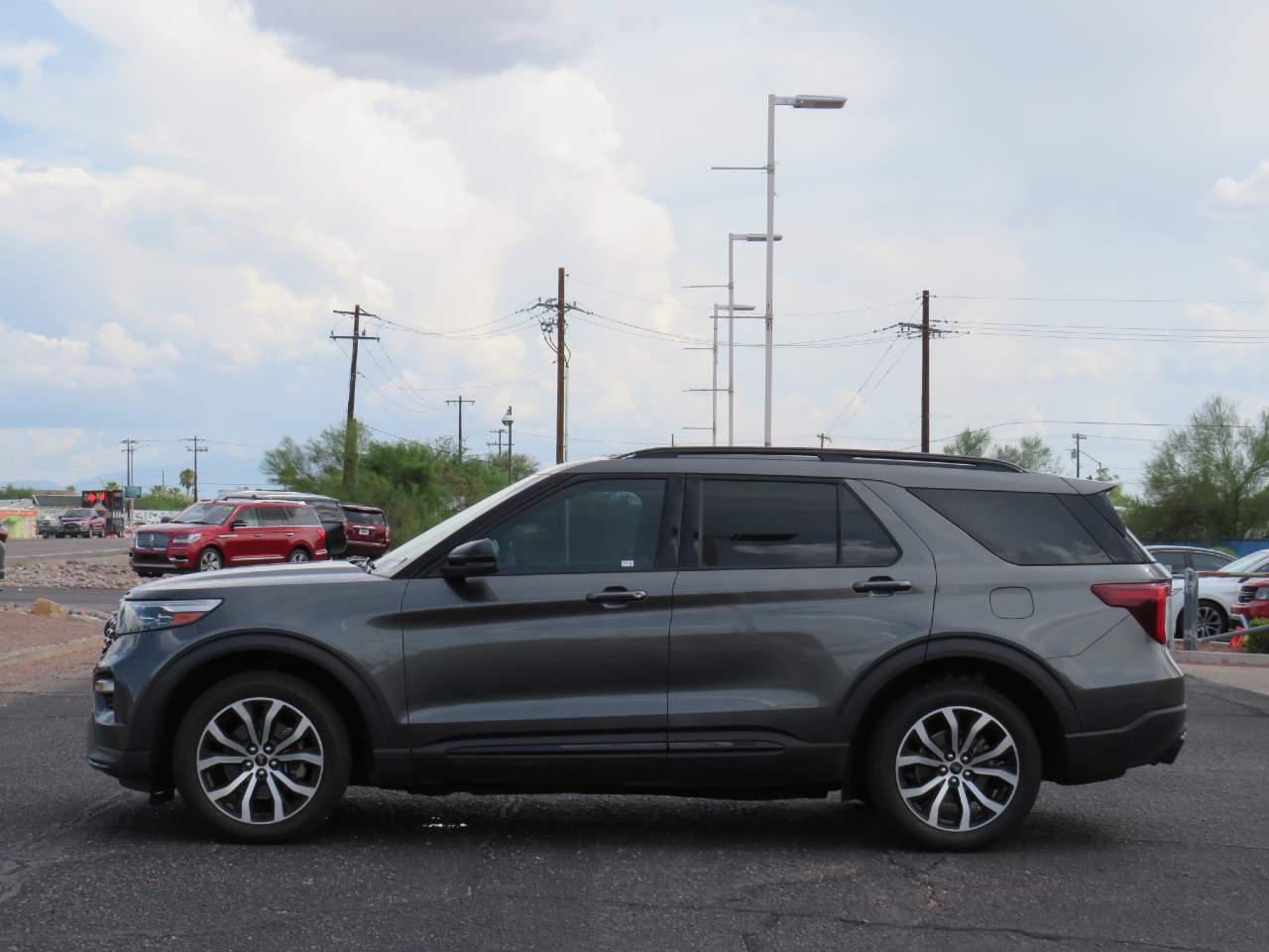 2020 Ford Explorer ST