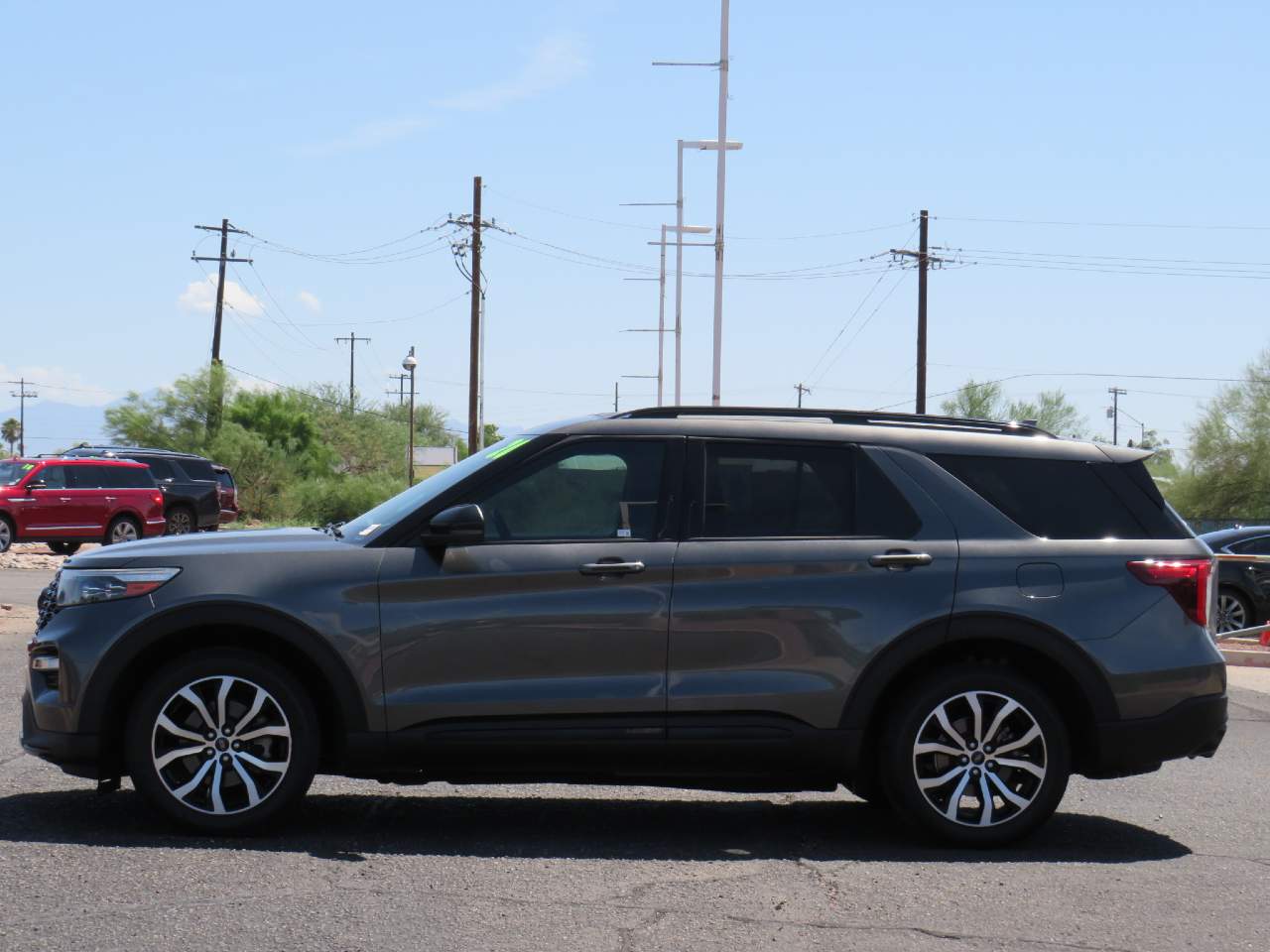 2020 Ford Explorer ST