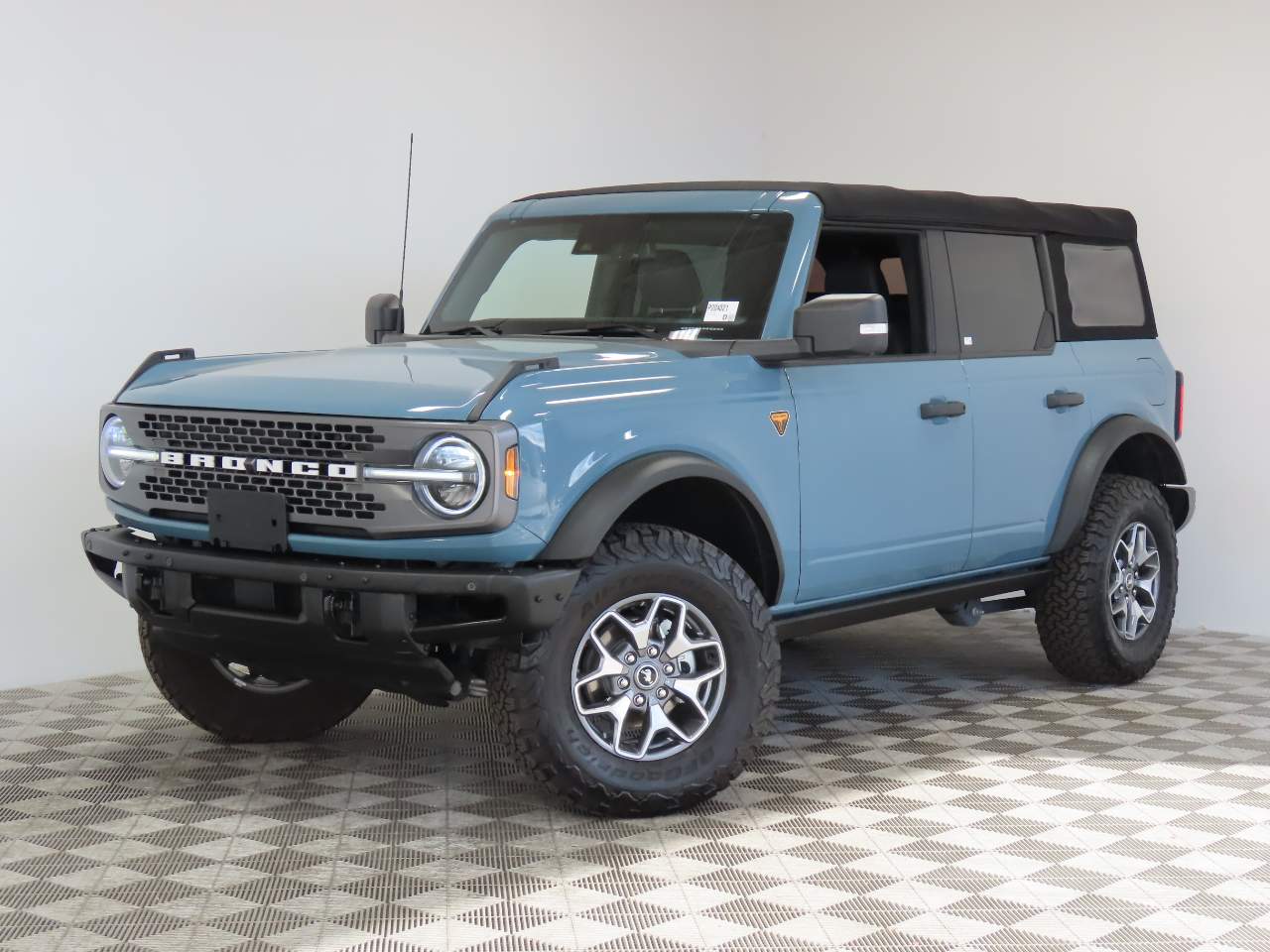 2021 Ford Bronco Badlands Advanced