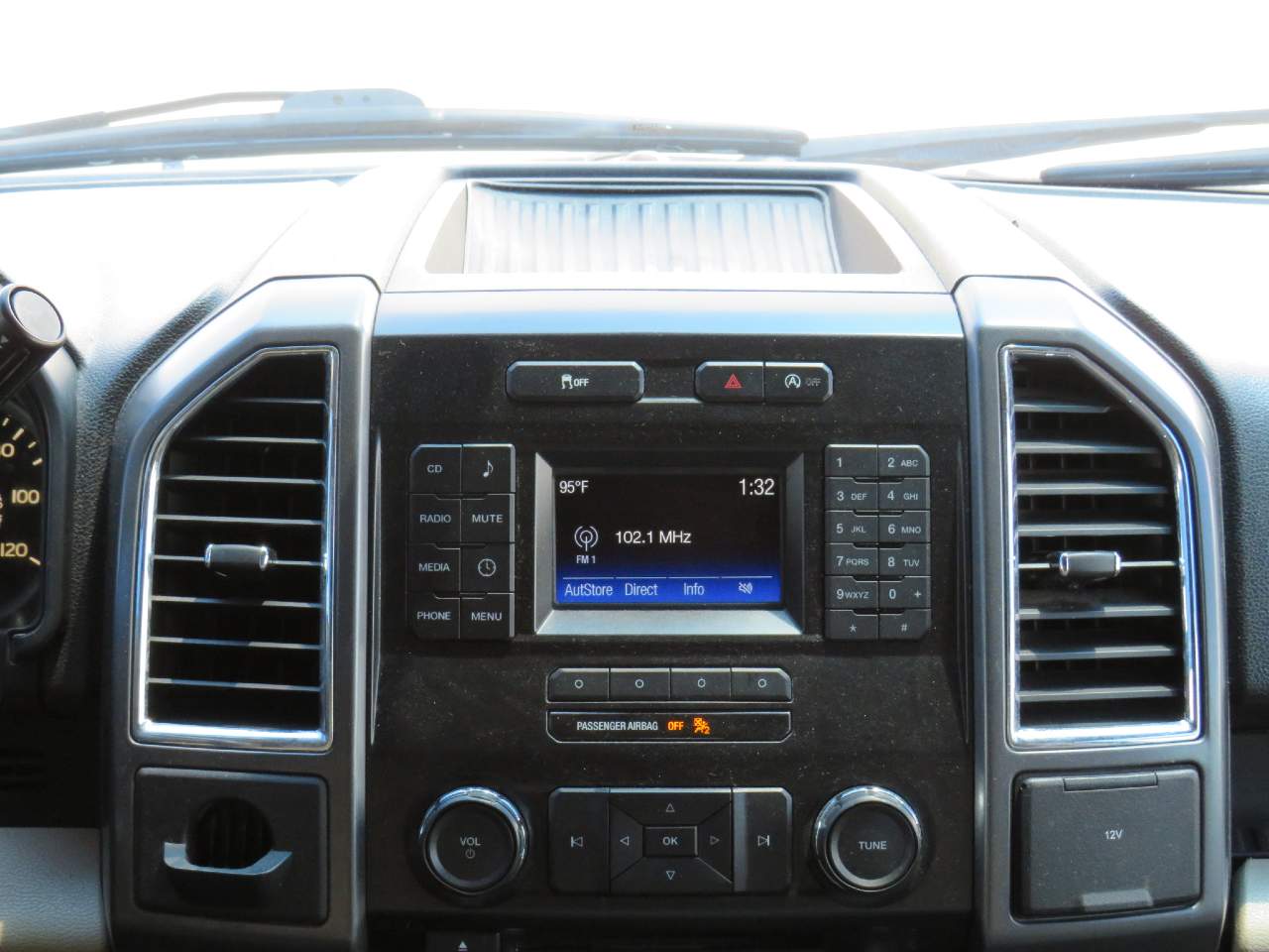 2015 Ford F-150 XLT Crew Cab