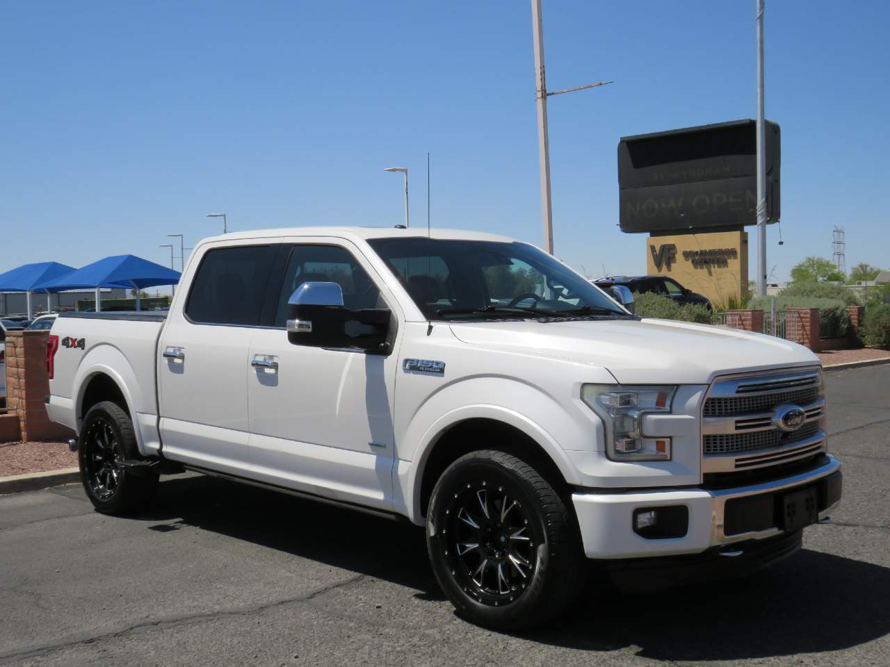 2015 Ford F-150 Platinum Crew Cab