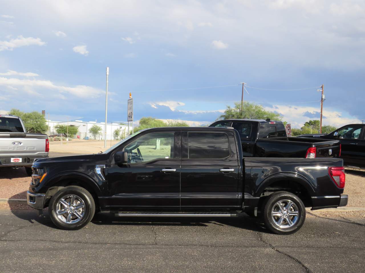 2025 Ford F-150 XLT Crew Cab