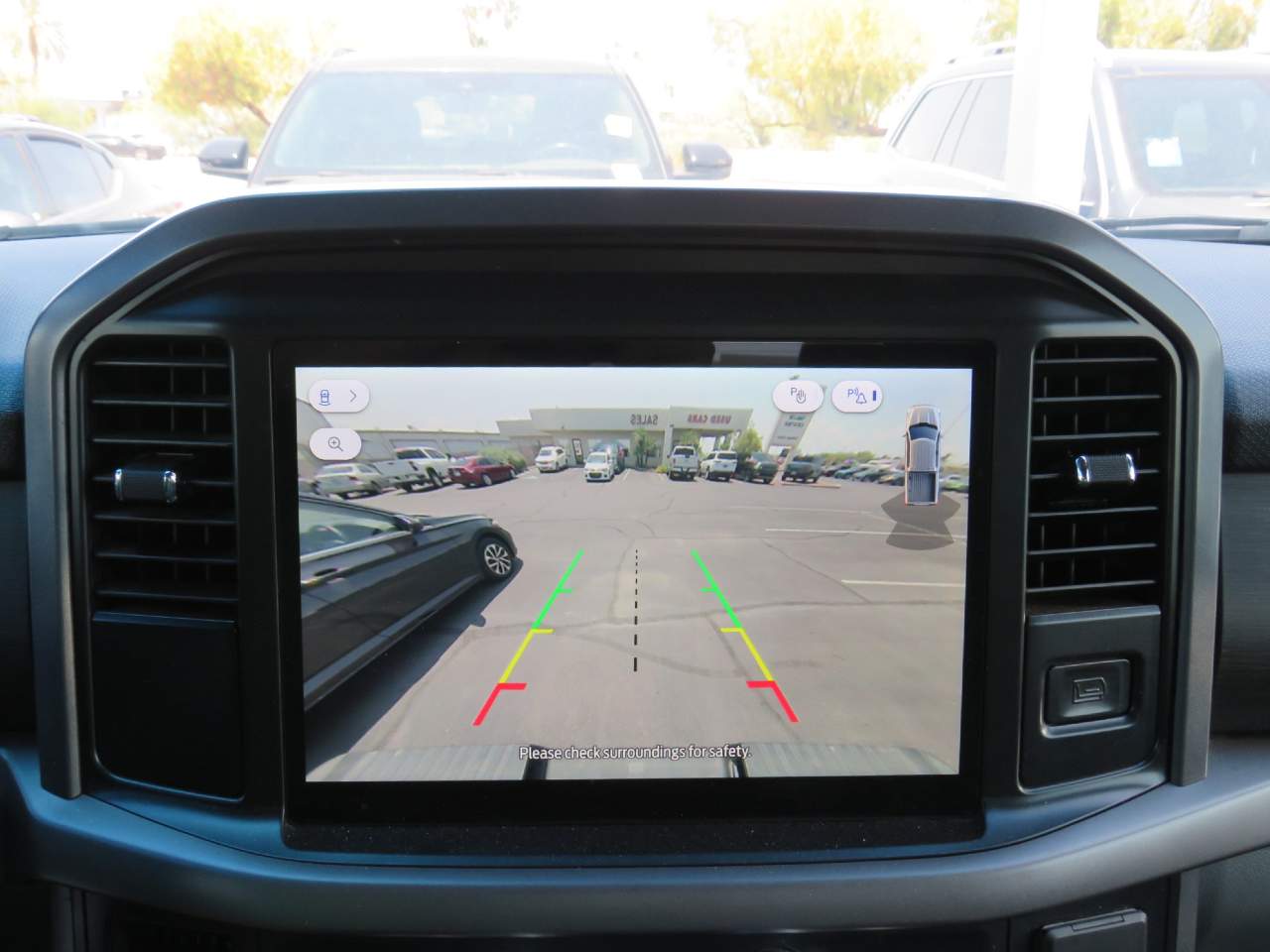 2025 Ford F-150 XLT Crew Cab