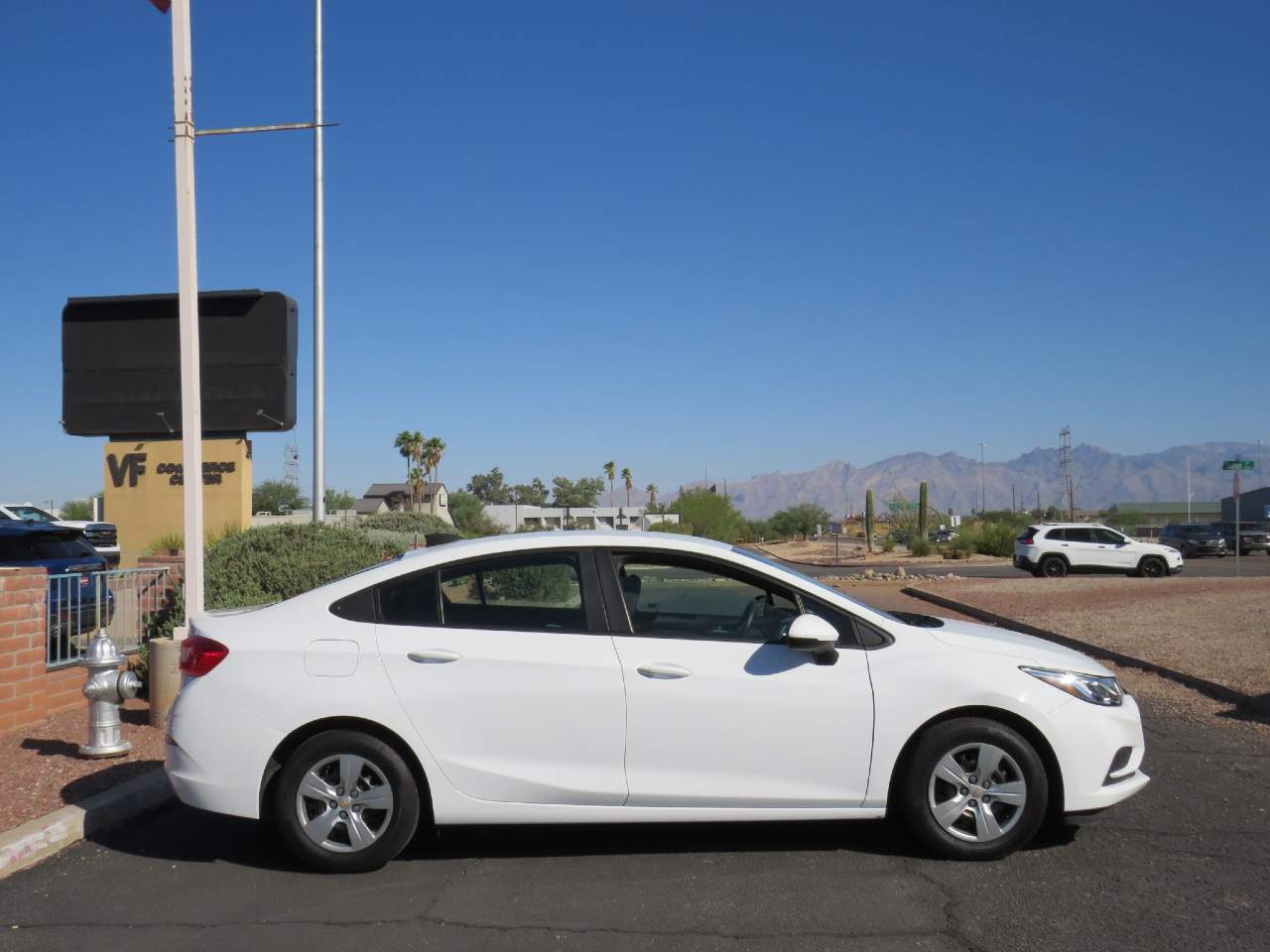 2017 Chevrolet Cruze LS Auto