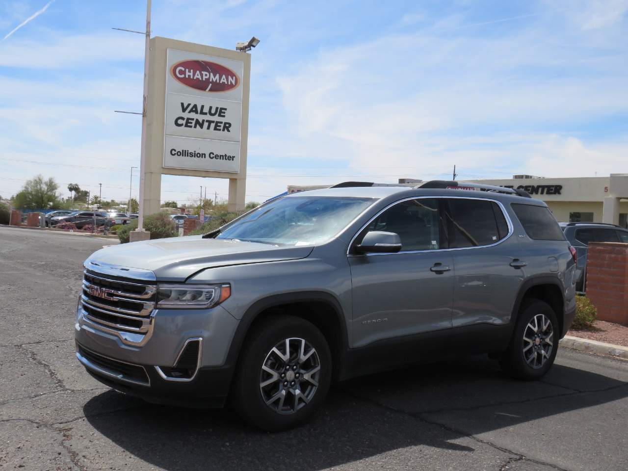 2023 GMC Acadia SLT