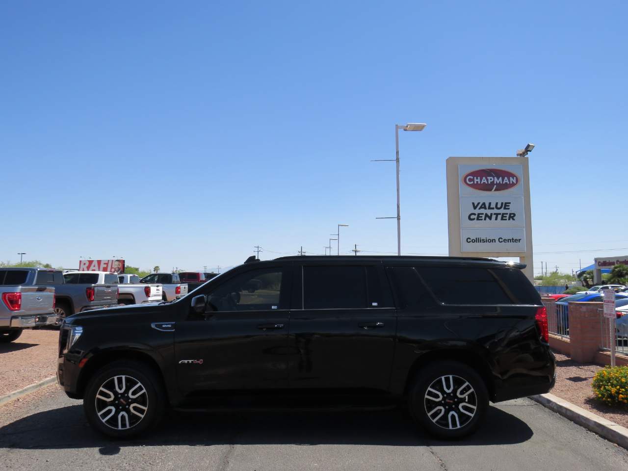 2021 GMC Yukon XL AT4