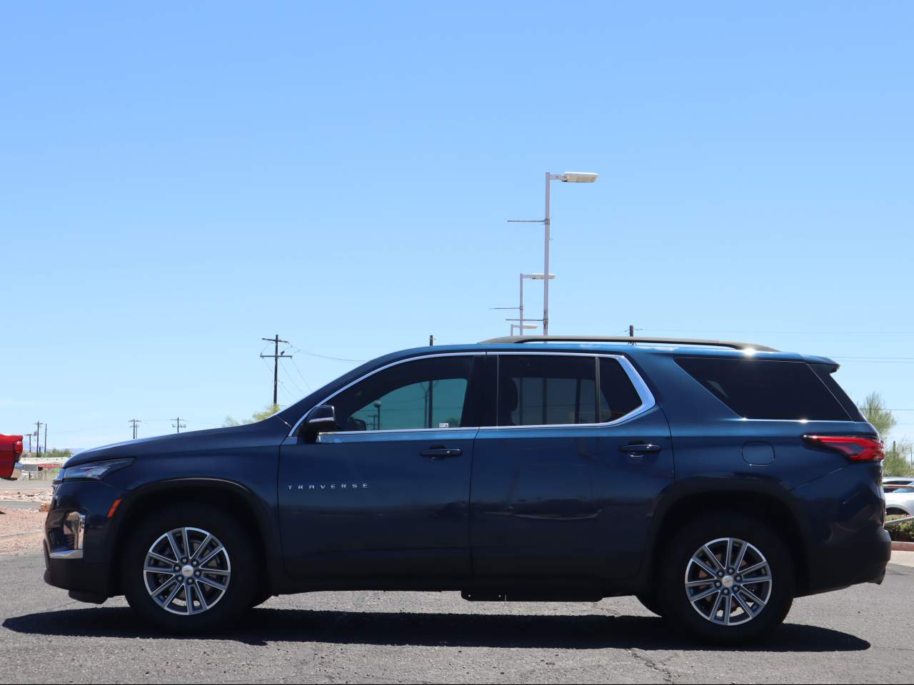 2022 Chevrolet Traverse LT Cloth