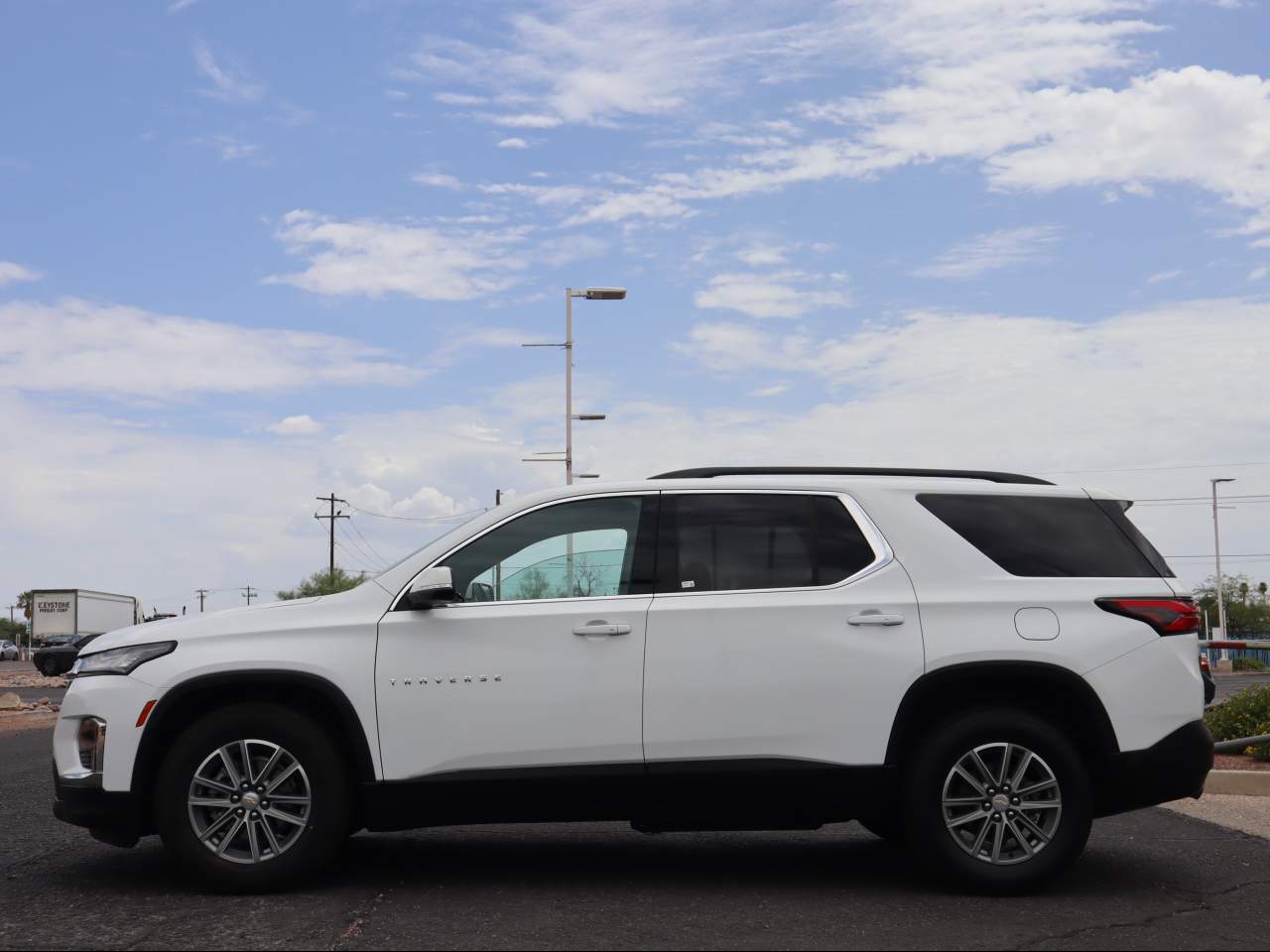2022 Chevrolet Traverse LT Cloth
