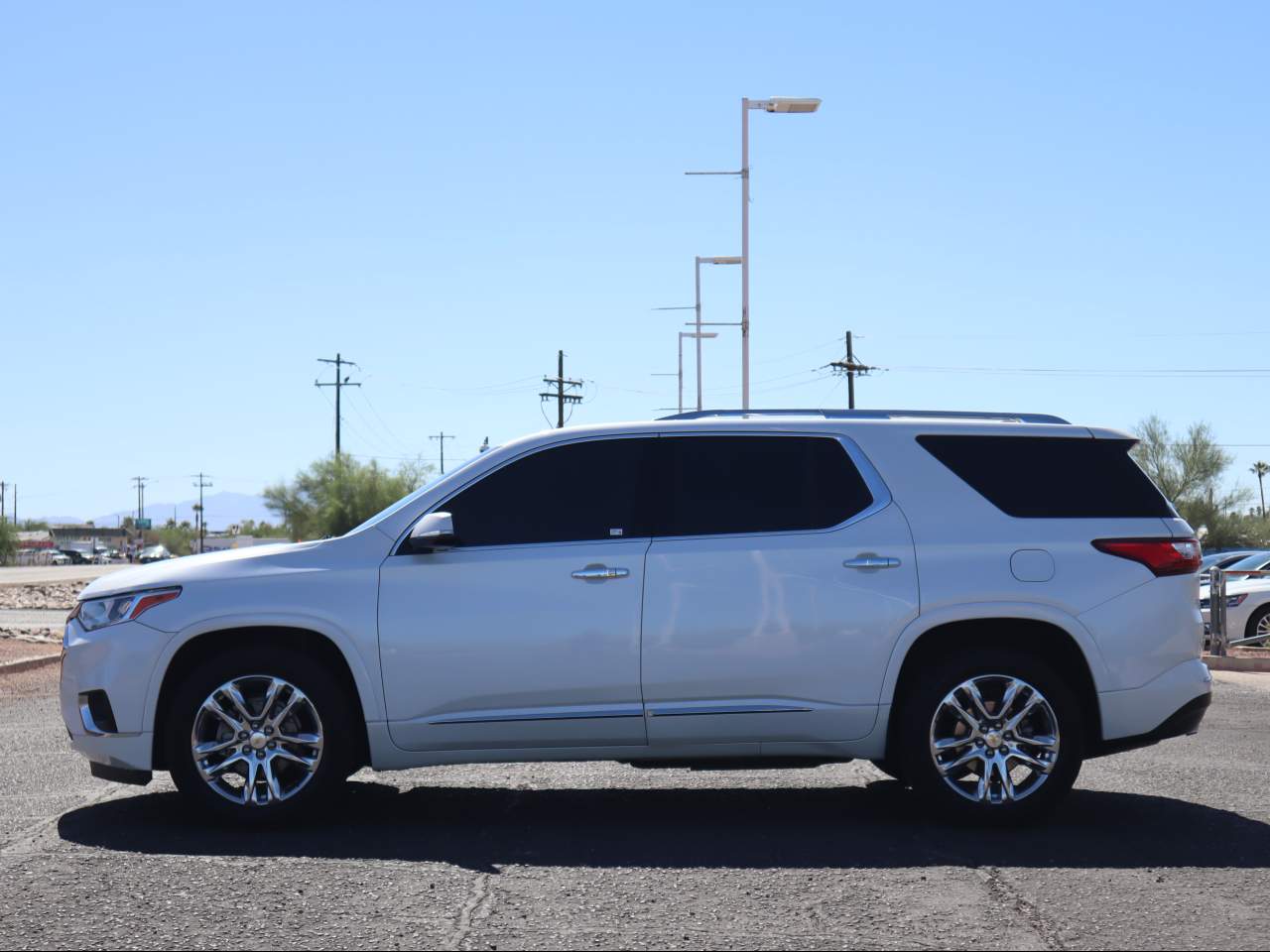 2019 Chevrolet Traverse High Country photo 3