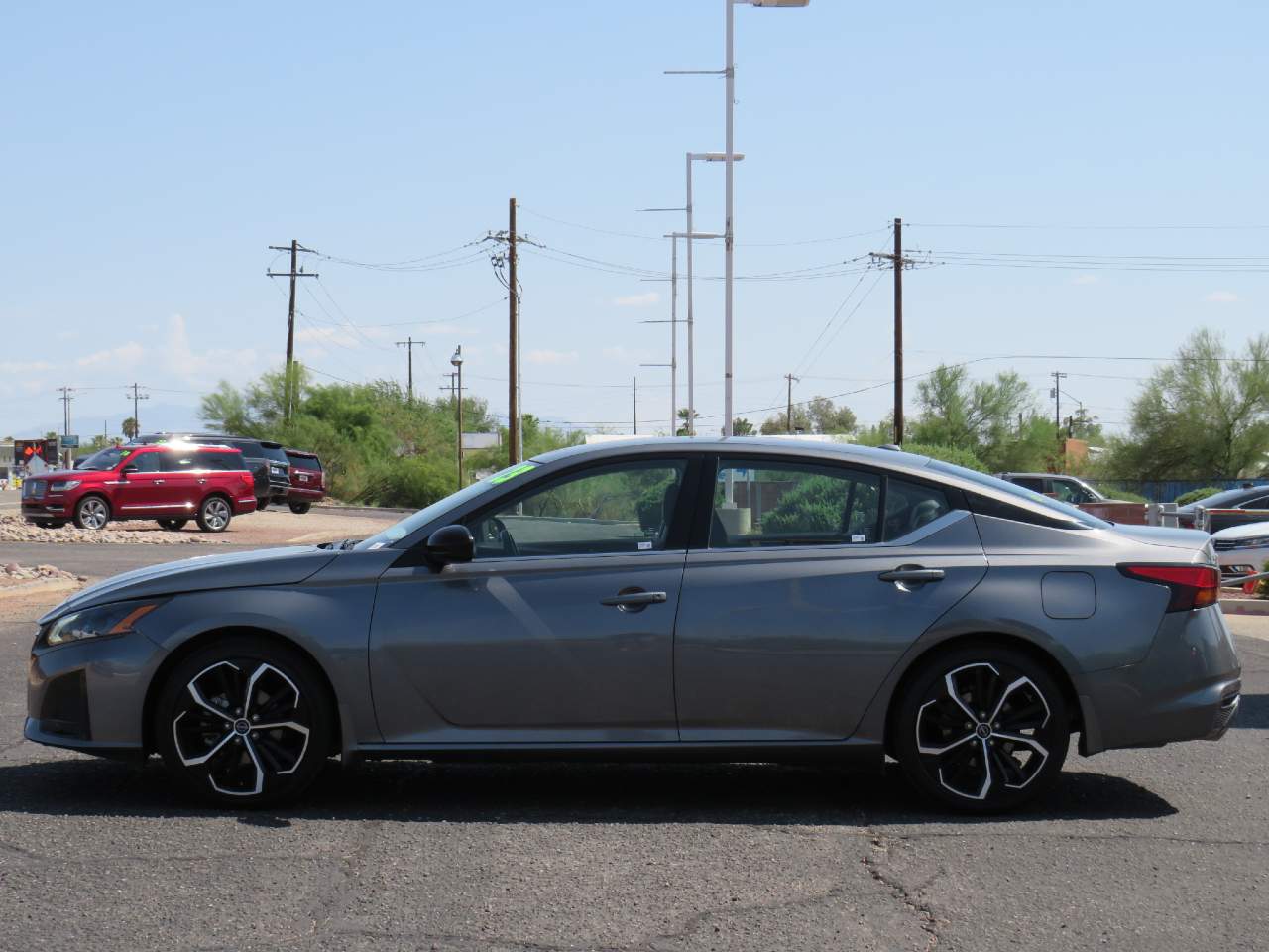 2023 Nissan Altima 2.5 SR
