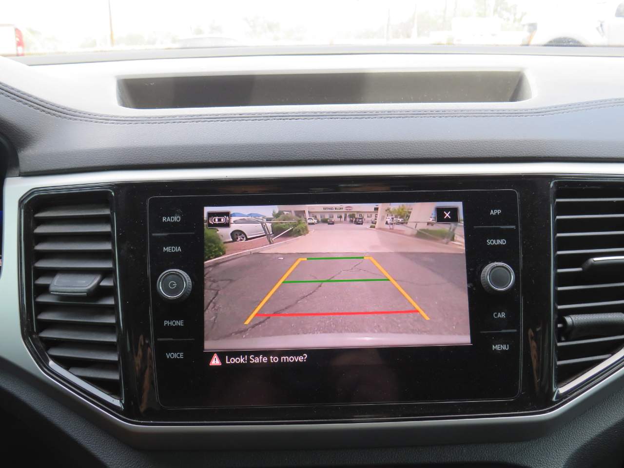 2022 Volkswagen Atlas Cross Sport V6 SE