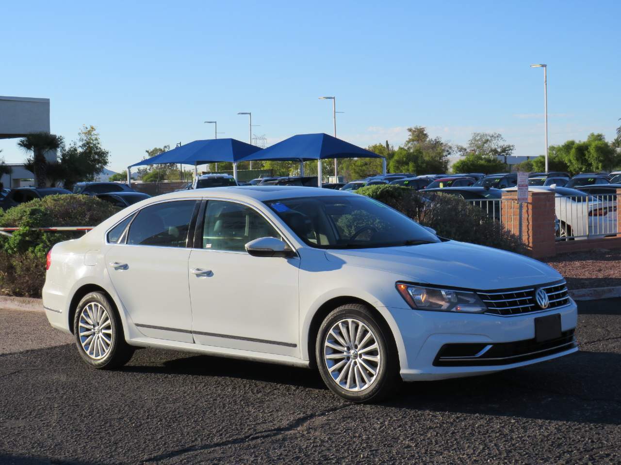 2017 Volkswagen Passat 1.8T SE
