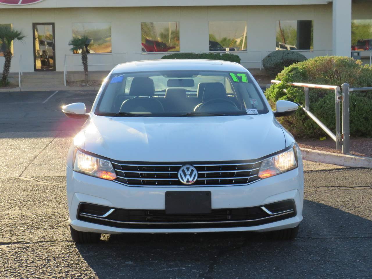 2017 Volkswagen Passat 1.8T SE