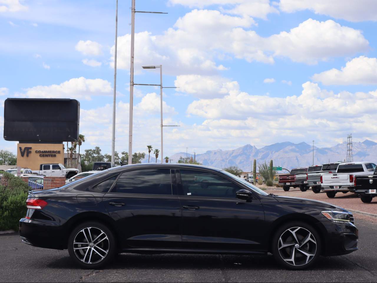 2020 Volkswagen Passat R-Line