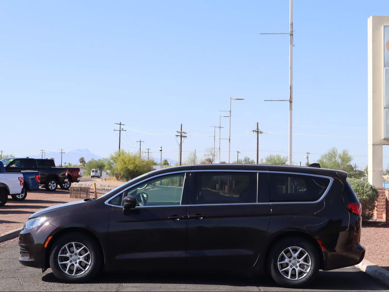 2018 Chrysler Pacifica LX