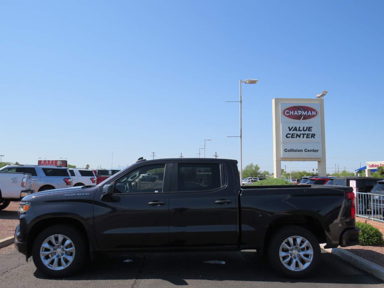 Used 2022 Chevrolet Silverado 1500 Custom with VIN 3GCPABEK5NG538553 for sale in Tucson, AZ