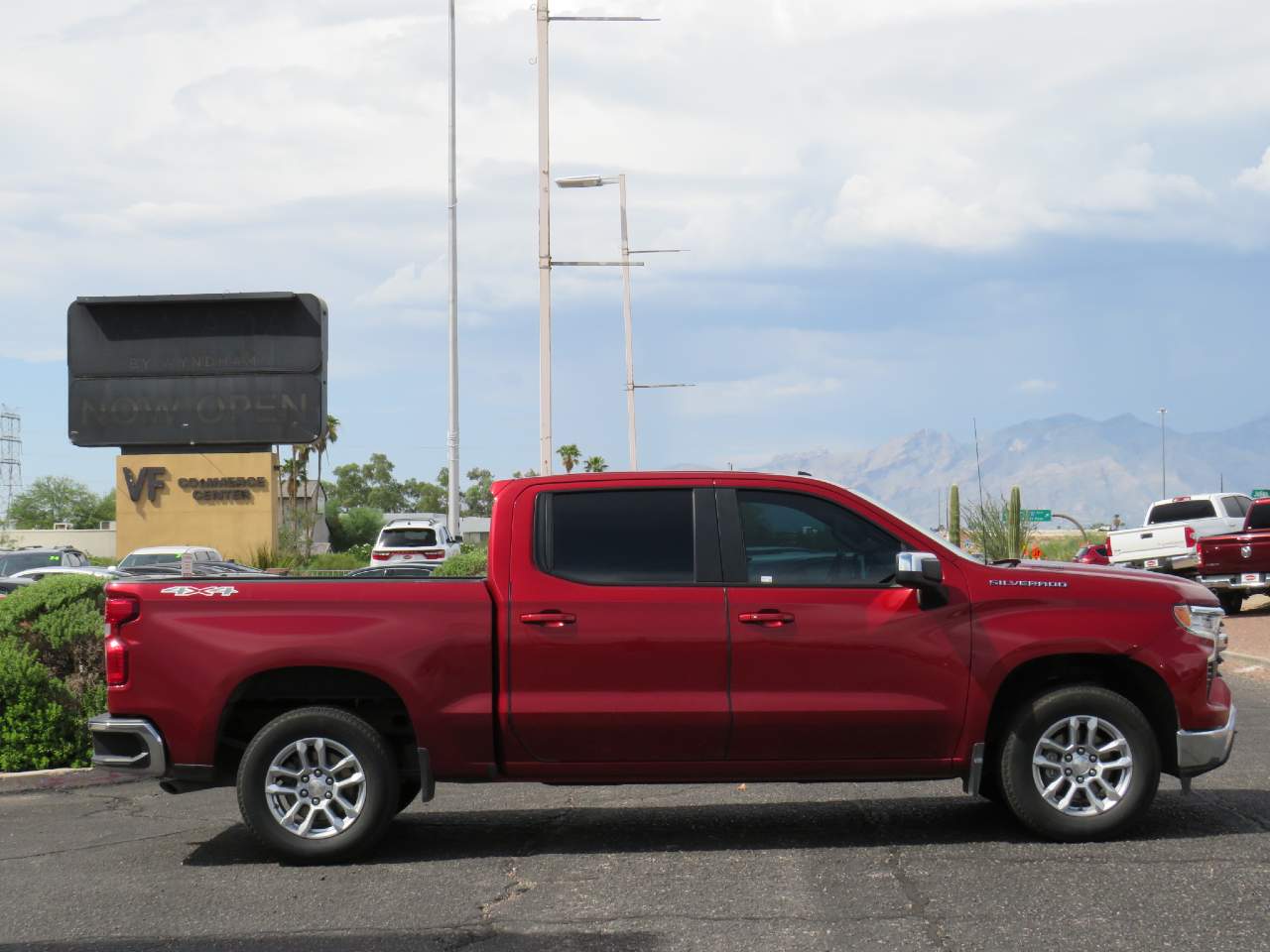 2022 Chevrolet Silverado 1500 LT Crew Cab