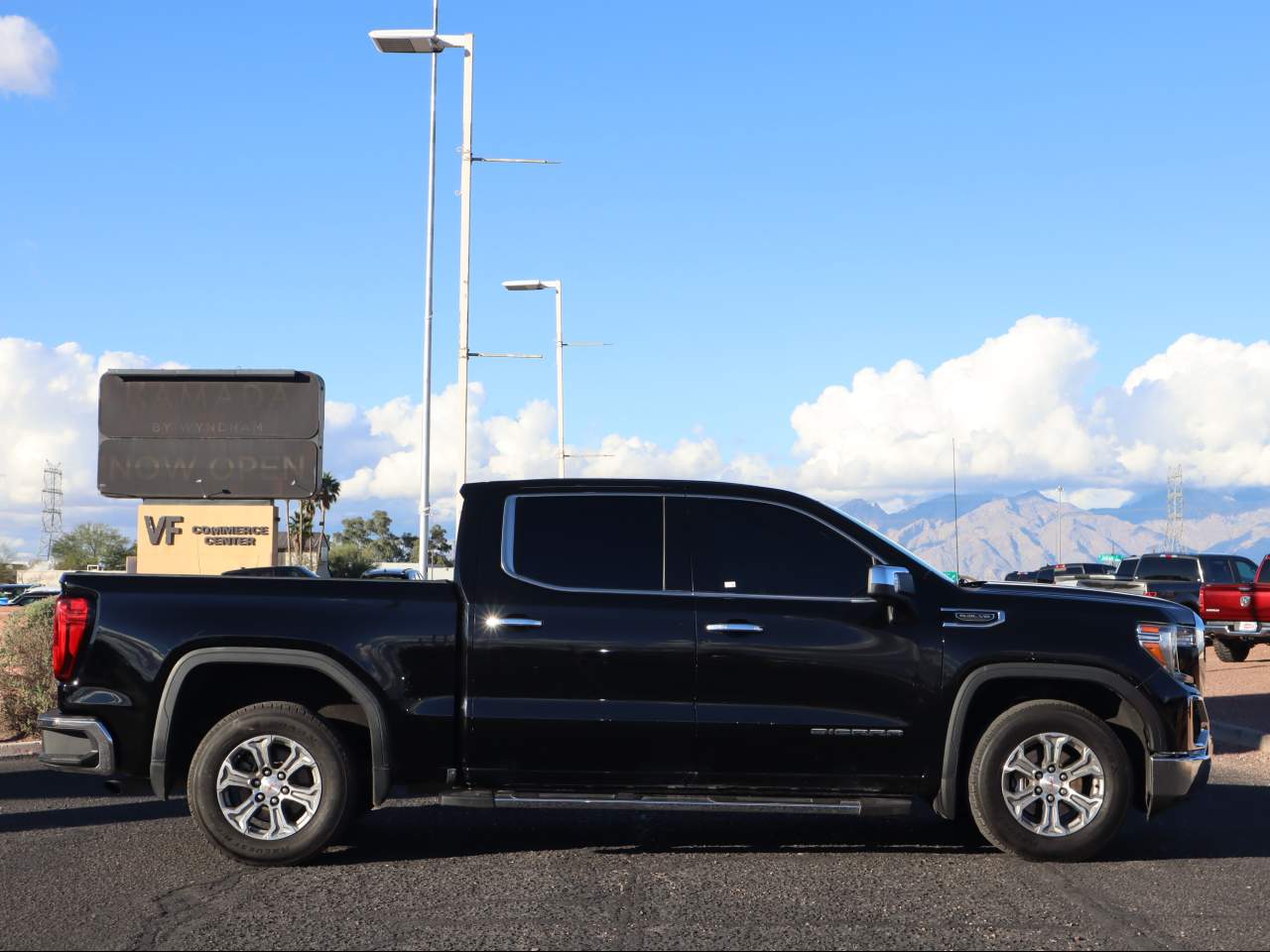 2020 GMC Sierra 1500 SLT Crew Cab