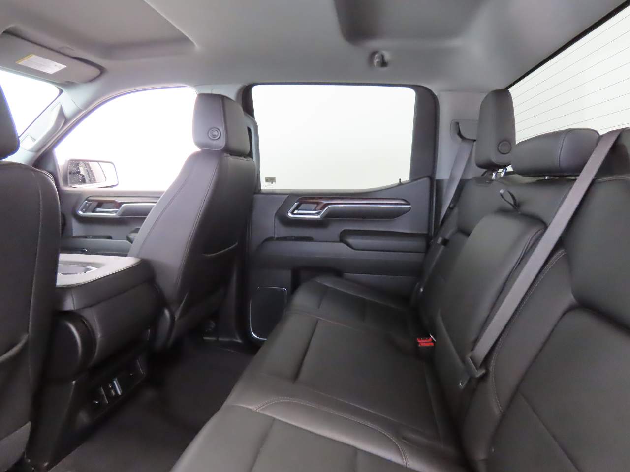 2024 GMC Sierra 1500 SLT Crew Cab