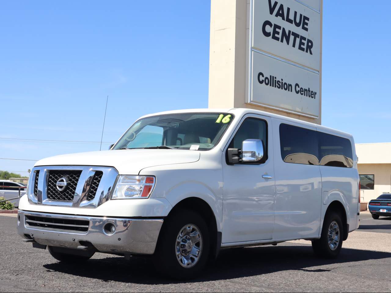 2016 Nissan NV 3500 HD SL