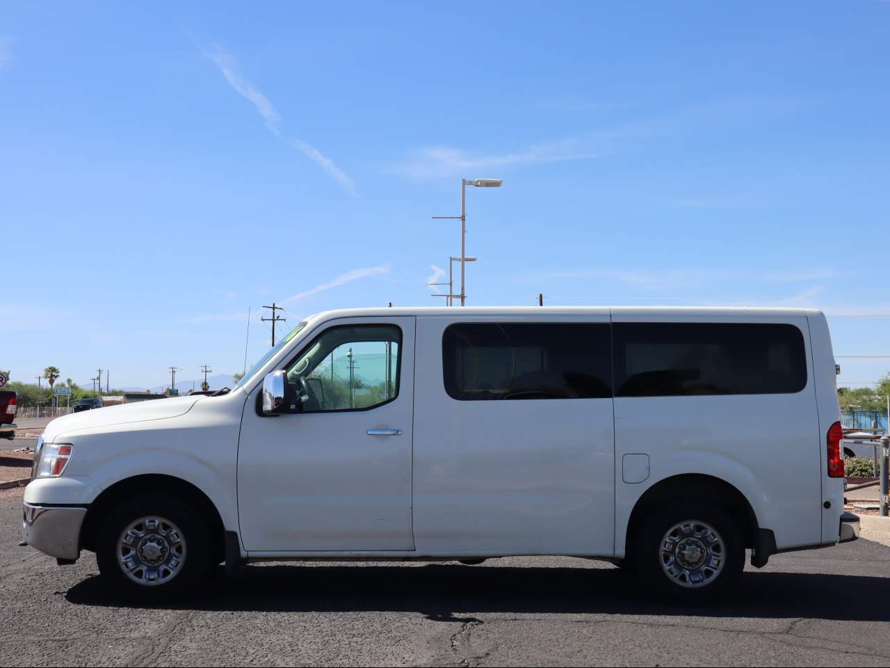 2016 Nissan NV 3500 HD SL