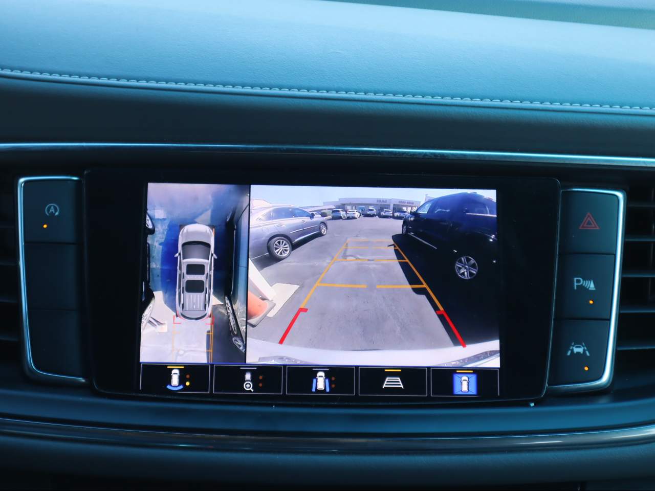 2022 Buick Enclave Premium photo 2
