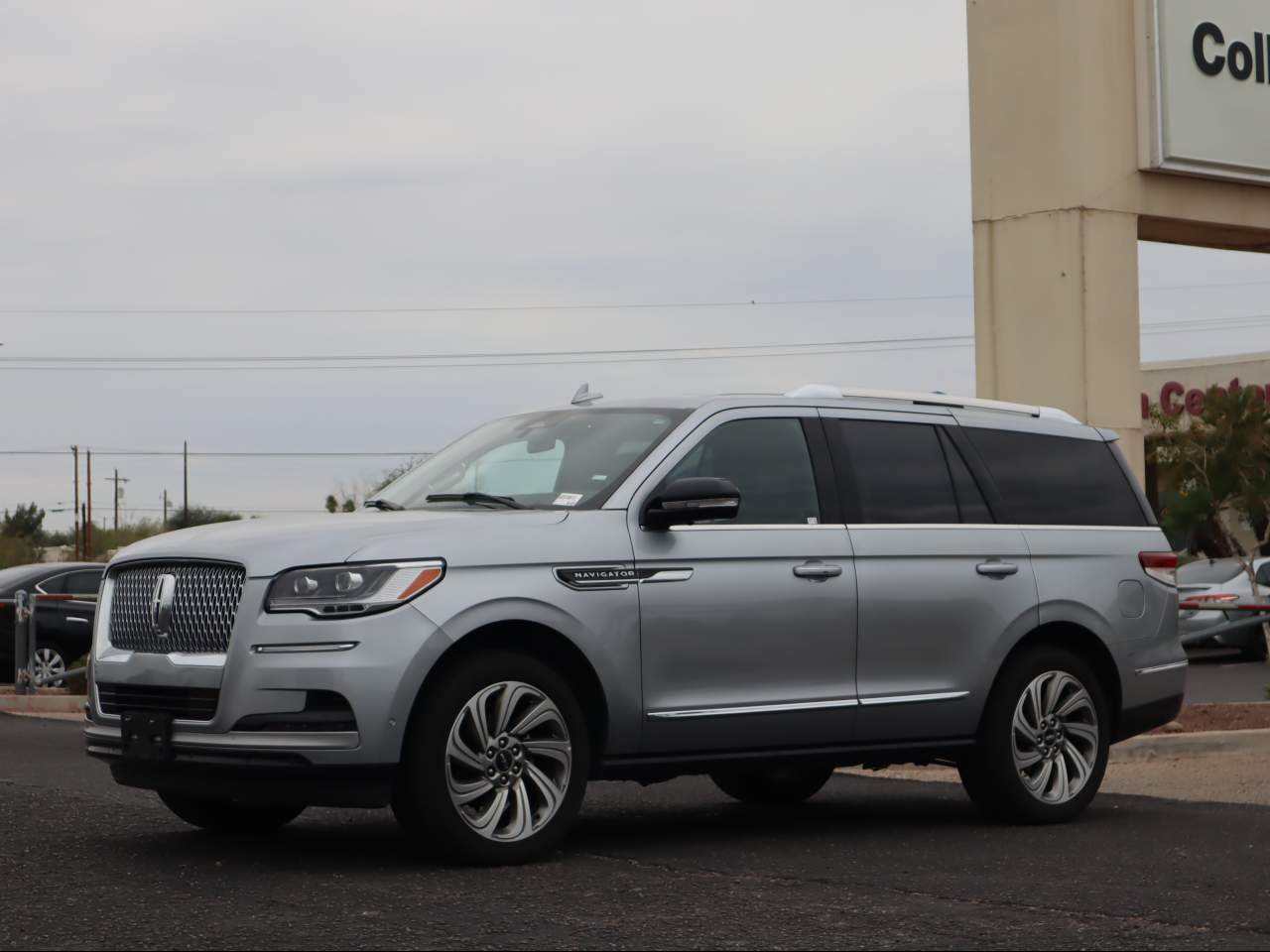 2023 Lincoln Navigator Reserve's photo