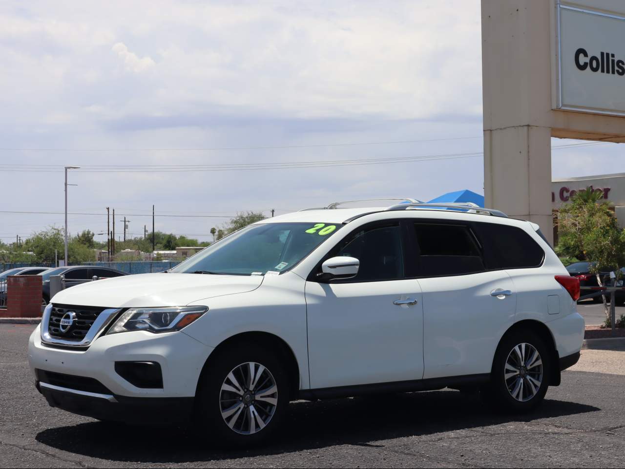 2020 Nissan Pathfinder S