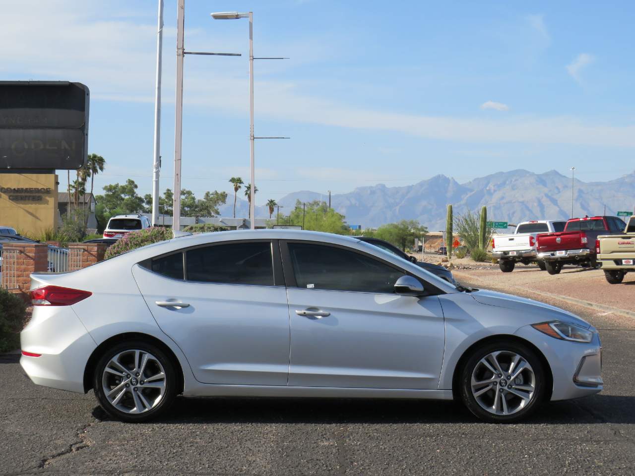 2018 Hyundai ELANTRA Limited