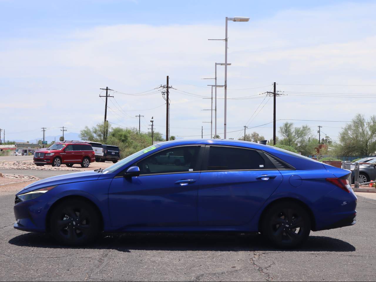 2022 Hyundai ELANTRA SEL