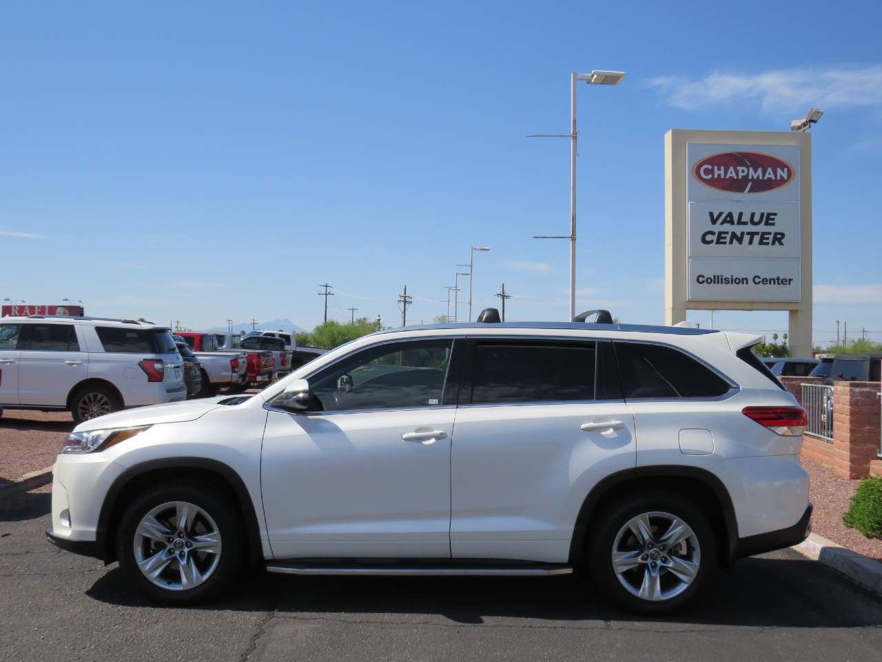 Used 2017 Toyota Highlander Limited with VIN 5TDDZRFH4HS455662 for sale in Tucson, AZ