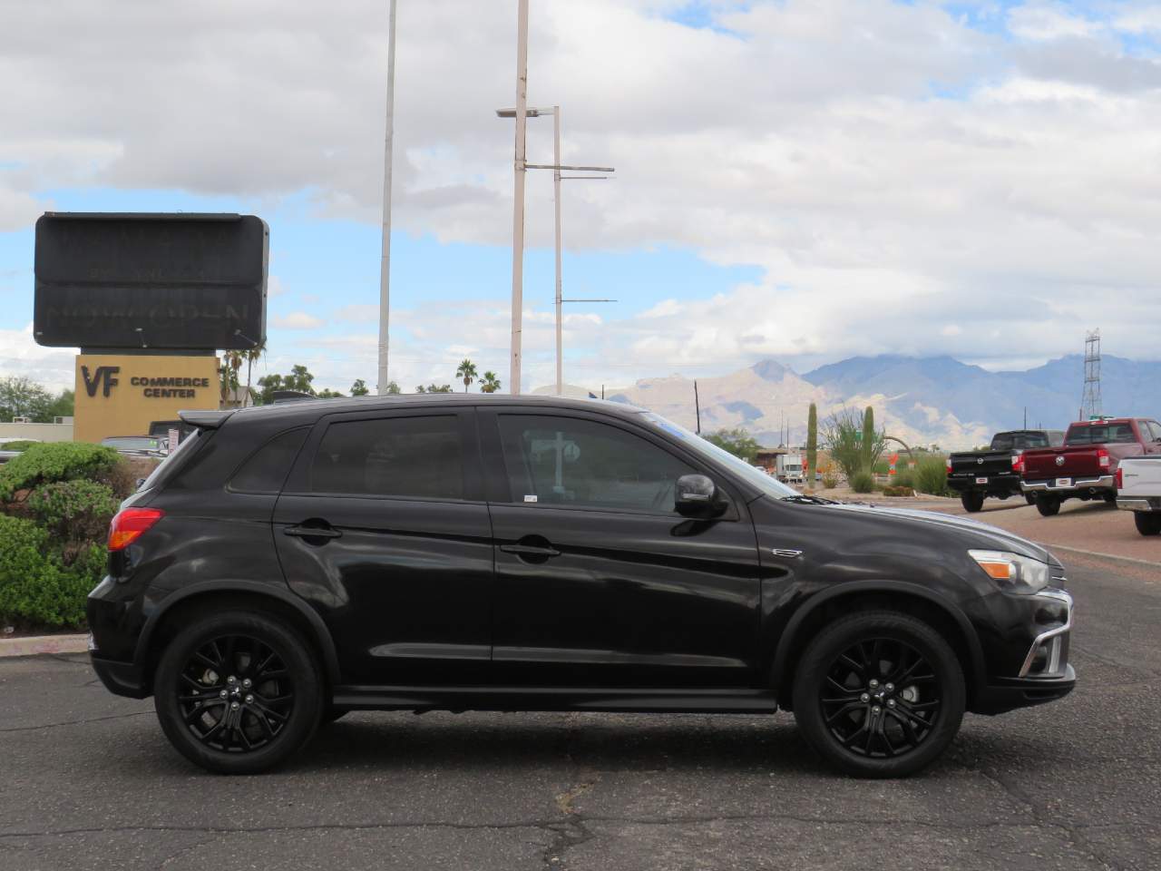 2019 Mitsubishi Outlander Sport SE