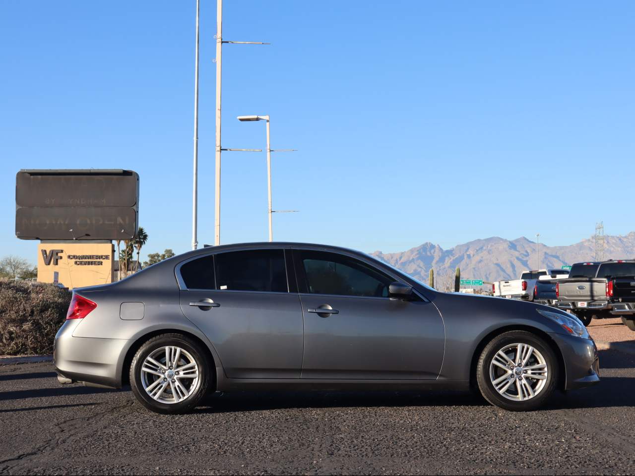 2012 INFINITI G37 Sedan Journey