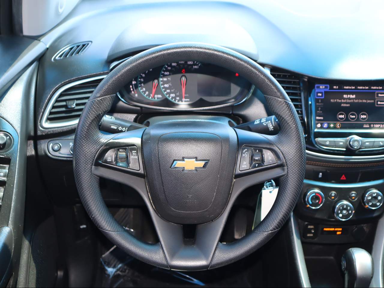 2020 Chevrolet Trax LT - Photo 12