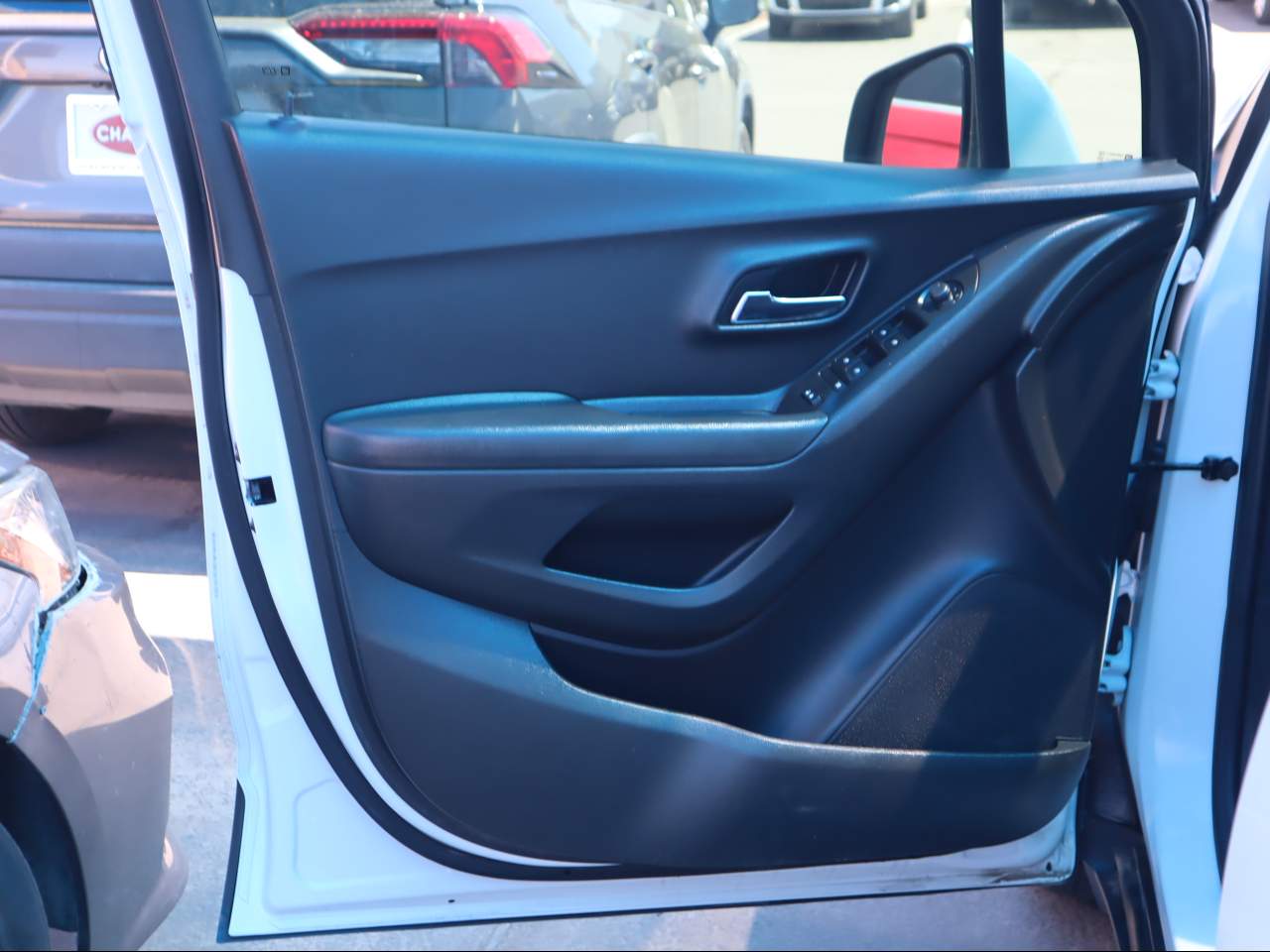 2020 Chevrolet Trax LT - Photo 7