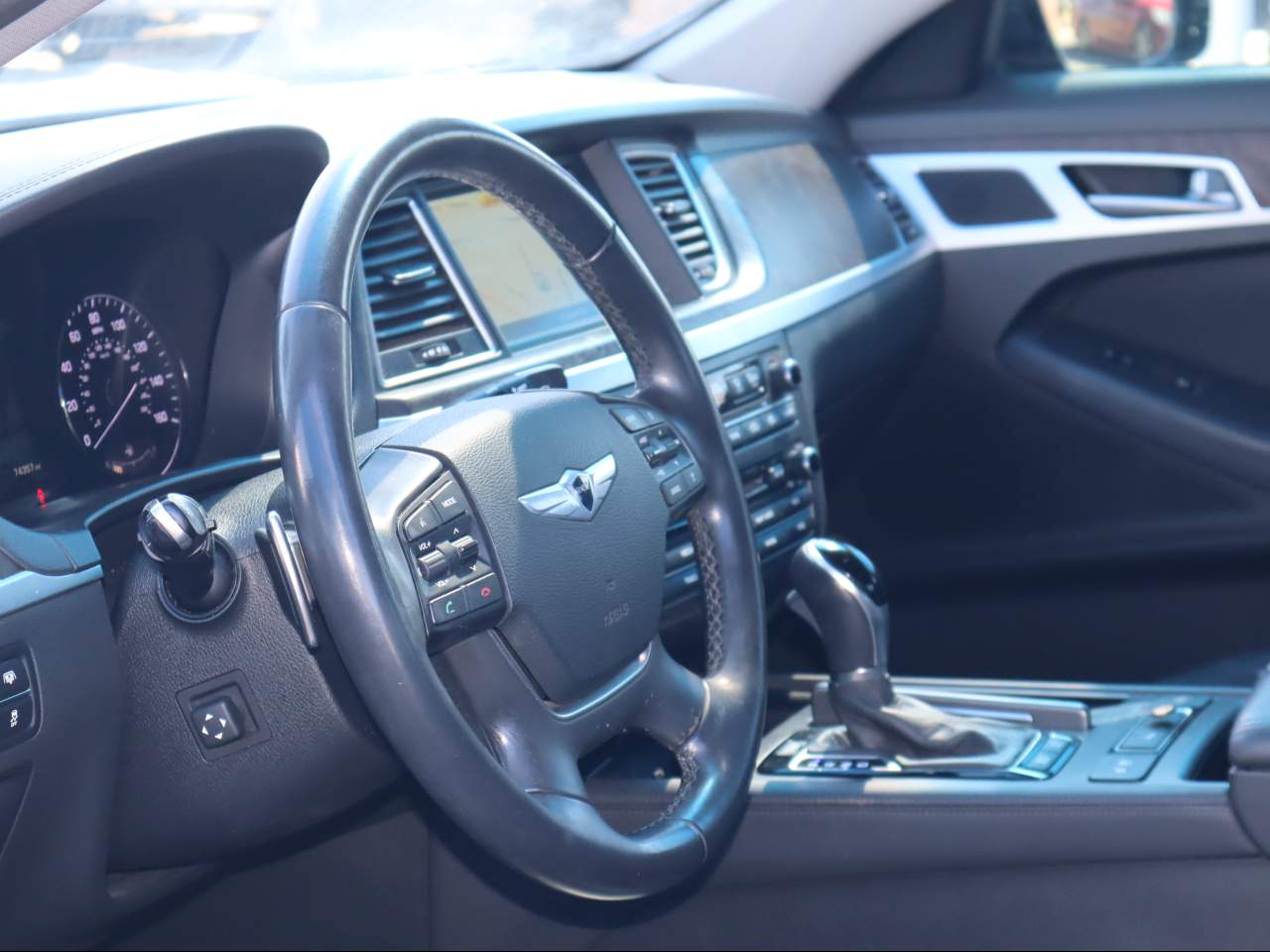 2015 Hyundai Genesis Base - Photo 9