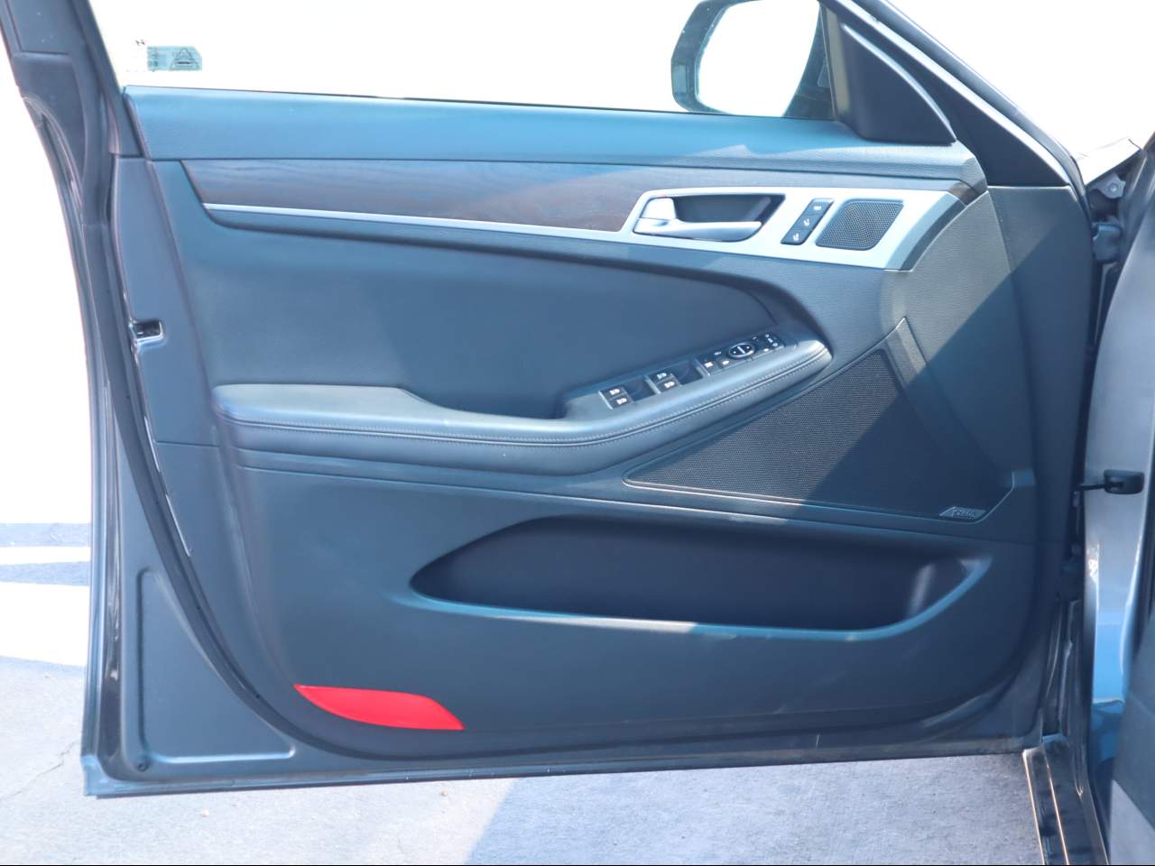 2015 Hyundai Genesis Base - Photo 6