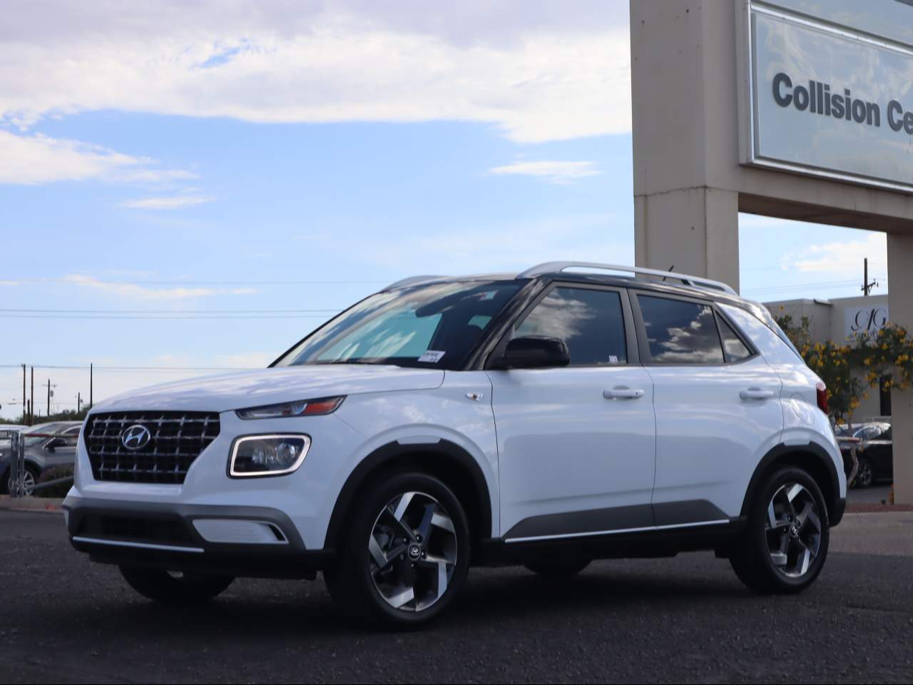 2025 Hyundai VENUE Limited